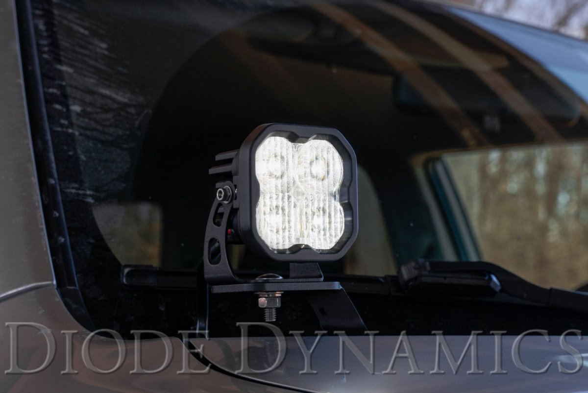 2014_toyota_4runner_ss3_ditch_light_creative_close_rh_on_8.jpg